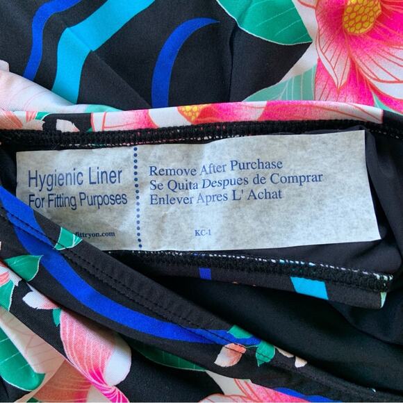 La Blanca Nightfall One Shoulder One Piece Swimsuit Size Small NWT Retail $130 - Picture 8 of 11